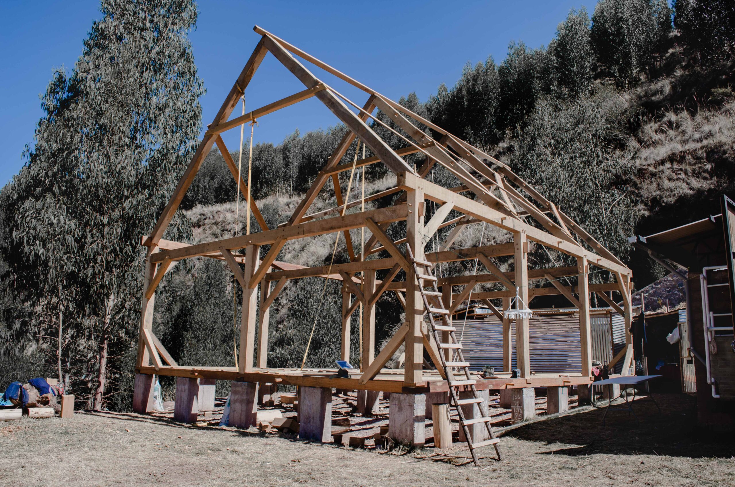 Timber Framing Casa de Madera Cusco